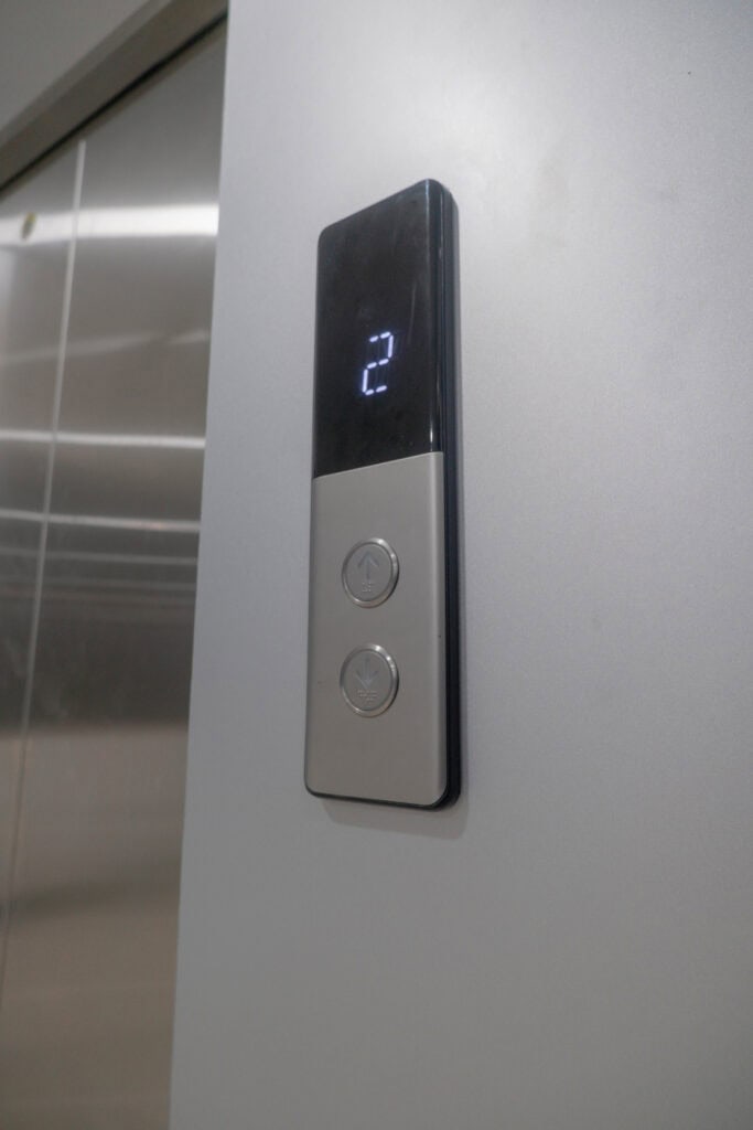 Passenger Lift_Kelingkumang_2_3